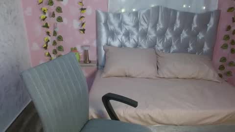 Emma online show from January 27, 2025, 11:33 pm