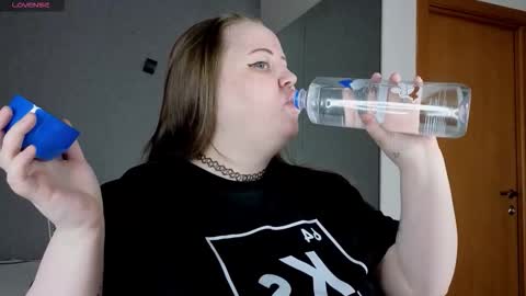 Emma Razumovskaya online show from September 30, 2025, 7:35 am