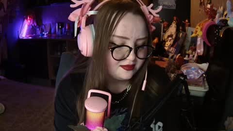 Emma Razumovskaya online show from March 28, 2026, 9:58 pm