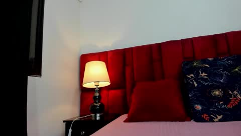 Emma rosse online show from October 16, 2025, 5:08 am