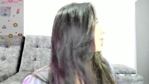 Emma online show from January 30, 2025, 2:27 am