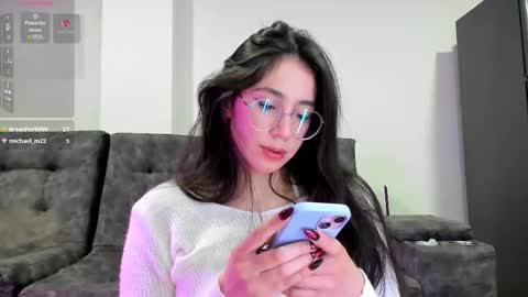 Snapshot of emma_sandovaal chatting on September 14, 2025, 6:23 am Emma online show from September 14, 2025, 6:23 am