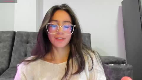 Emma online show from May 18, 2026, 4:07 am