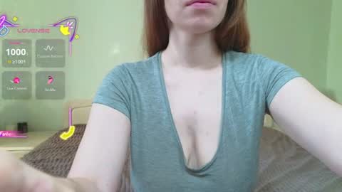 Snapshot of emma_stardust_ chatting on July 13, 2026, 3:31 am Emma-milky-tits online show from July 13, 2026, 3:31 am