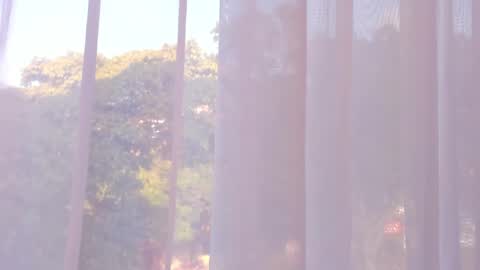 Snapshot of emma_torres__ chatting on December 6, 2024, 12:27 pm Ema online show from December 6, 2024, 12:27 pm