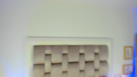 Snapshot of emma_torres__ chatting on December 29, 2024, 12:01 pm Ema online show from December 29, 2024, 12:01 pm