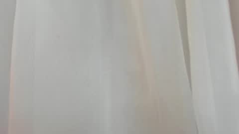 Snapshot of emma_torres__ chatting on January 18, 2025, 12:04 pm Ema online show from January 18, 2025, 12:04 pm