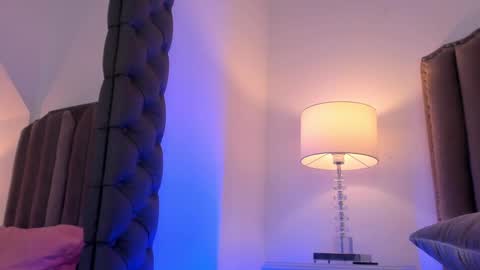 Snapshot of emma_torres__ chatting on February 28, 2025, 3:15 pm Ema online show from February 28, 2025, 3:15 pm