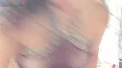 Snapshot of emma_ucros chatting on September 26, 2025, 10:36 pm Emma Ucros online show from September 26, 2025, 10:36 pm