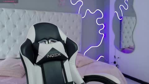 emma_visconti online show from September 24, 2025, 12:41 pm