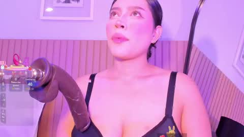   online show from April 29, 2026, 7:42 pm