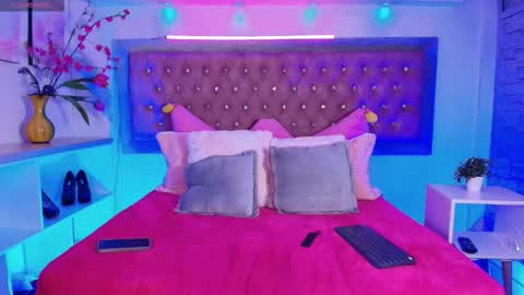 neko  online show from October 9, 2025, 10:08 pm