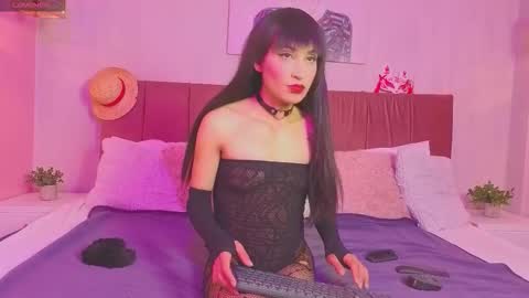 Snapshot of emma_wilder_ chatting on March 24, 2026, 10:15 pm Emma online show from March 24, 2026, 10:15 pm