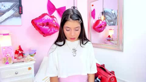 Snapshot of emmaa_sandoval chatting on February 22, 2026, 4:27 pm Emma online show from February 22, 2026, 4:27 pm