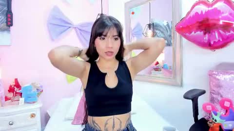 Snapshot of emmaa_sandoval chatting on February 25, 2026, 9:24 pm Emma online show from February 25, 2026, 9:24 pm