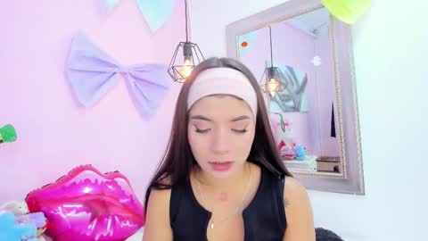 Snapshot of emmaa_sandoval chatting on March 12, 2026, 8:26 pm Emma online show from March 12, 2026, 8:26 pm