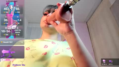 modelo independente online show from November 30, 2025, 11:42 pm