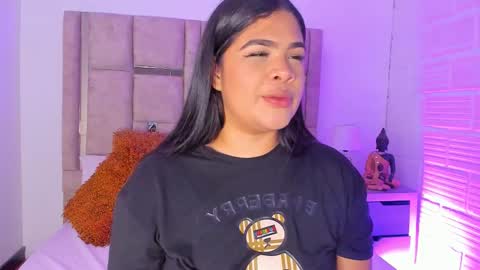 emma becket online show from October 26, 2025, 3:34 am