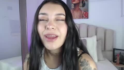 Snapshot of emmacute_x chatting on October 4, 2025, 1:20 pm emmacute_x online show from October 4, 2025, 1:20 pm