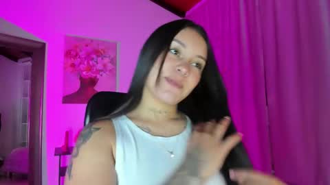 Snapshot of emmacute_x chatting on November 1, 2025, 1:35 pm emmacute_x online show from November 1, 2025, 1:35 pm