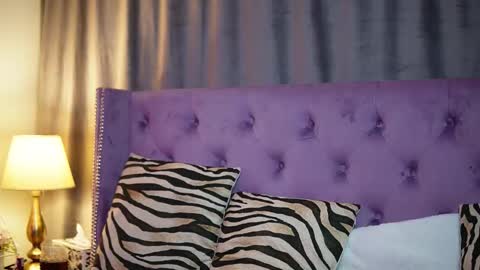  Emma  online show from December 20, 2025, 7:10 pm