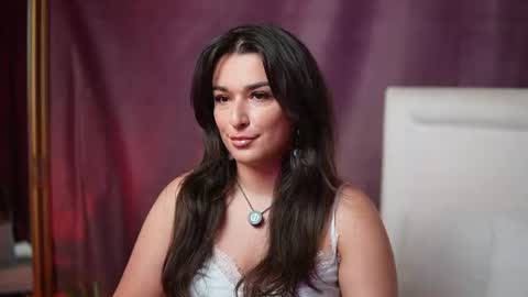  Emma  online show from July 13, 2026, 8:00 pm