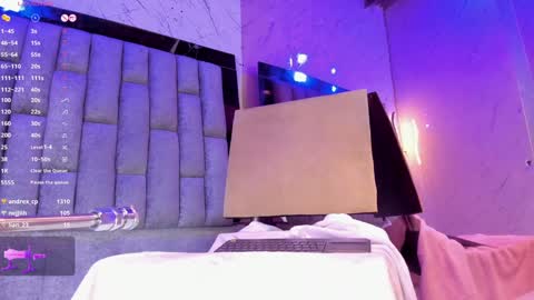 Snapshot of emmaduque chatting on December 8, 2024, 3:24 pm Emma Duque online show from December 8, 2024, 3:24 pm