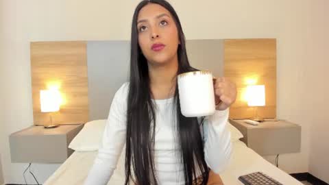 emmaespencer  online show from June 24, 2026, 8:19 pm