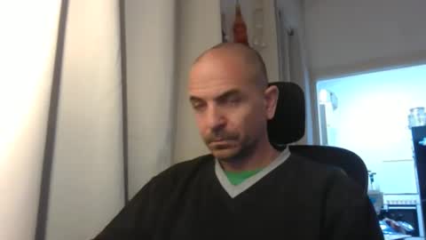 Ariel online show from March 14, 2026, 8:36 pm