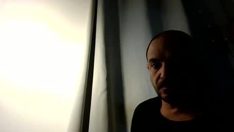 Ariel online show from June 18, 2026, 3:29 am