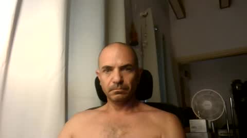 Ariel online show from June 21, 2026, 3:20 am