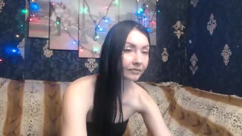 EmmaGoldX online show from February 7, 2025, 1:01 pm
