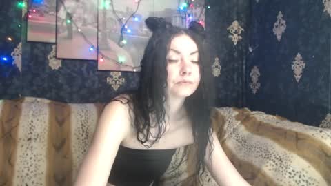 EmmaGoldX online show from February 9, 2025, 7:27 am