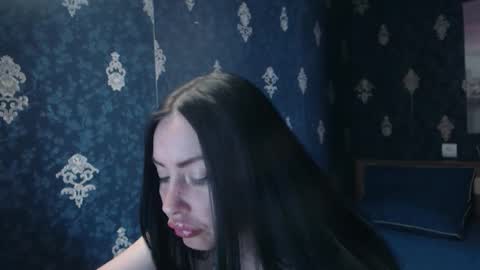 EmmaGoldX online show from April 23, 2026, 8:35 am