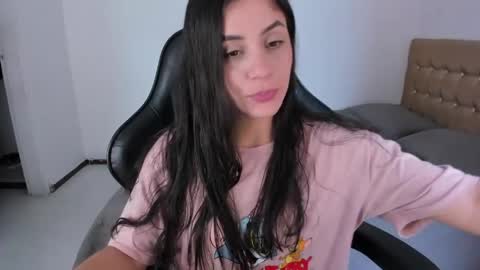 Snapshot of emmagrace99 chatting on May 24, 2026, 9:53 pm Jennifer online show from May 24, 2026, 9:53 pm