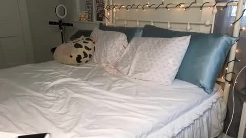 Snapshot of emmagray01 chatting on December 29, 2024, 1:38 pm emmagray01 online show from December 29, 2024, 1:38 pm