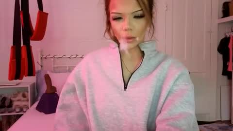 Snapshot of emmagray01 chatting on January 12, 2025, 9:29 pm emmagray01 online show from January 12, 2025, 9:29 pm