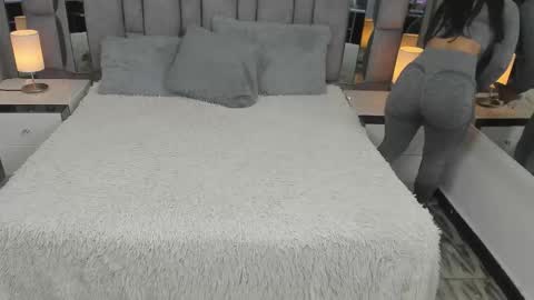 EMMA HILL online show from December 15, 2025, 10:52 am