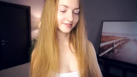 Emma day  Wendy night online show from October 25, 2025, 9:09 pm