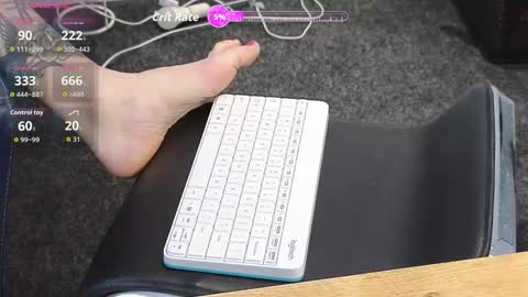 Snapshot of emmalarkins chatting on October 21, 2025, 8:37 am Emma online show from October 21, 2025, 8:37 am