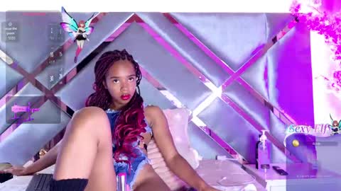 emmalove01 online show from June 5, 2026, 2:40 am