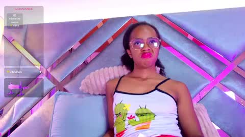 emmalove01 online show from July 28, 2026, 1:56 am