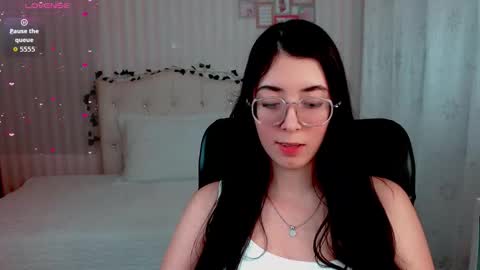 Emmas Room online show from March 22, 2026, 12:25 am