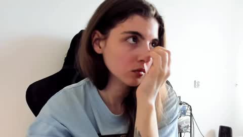 Emma online show from April 25, 2026, 1:03 pm
