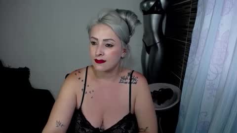 Emma online show from April 30, 2026, 10:14 pm