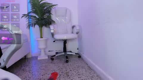 Emma online show from December 7, 2024, 2:09 am