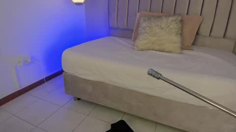 Emily online show from October 10, 2025, 8:08 pm