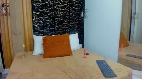 EmmaRouze online show from February 21, 2026, 3:02 pm