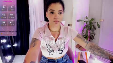 Emma Russell online show from October 1, 2025, 9:21 pm