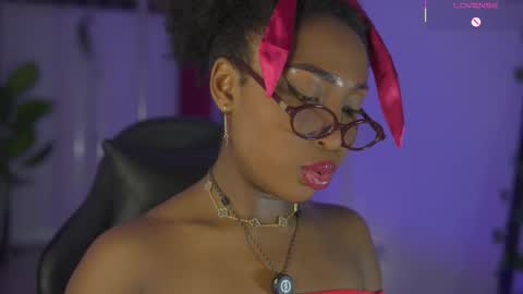 Snapshot of emmasanzoficial chatting on February 24, 2026, 11:08 am Sara online show from February 24, 2026, 11:08 am